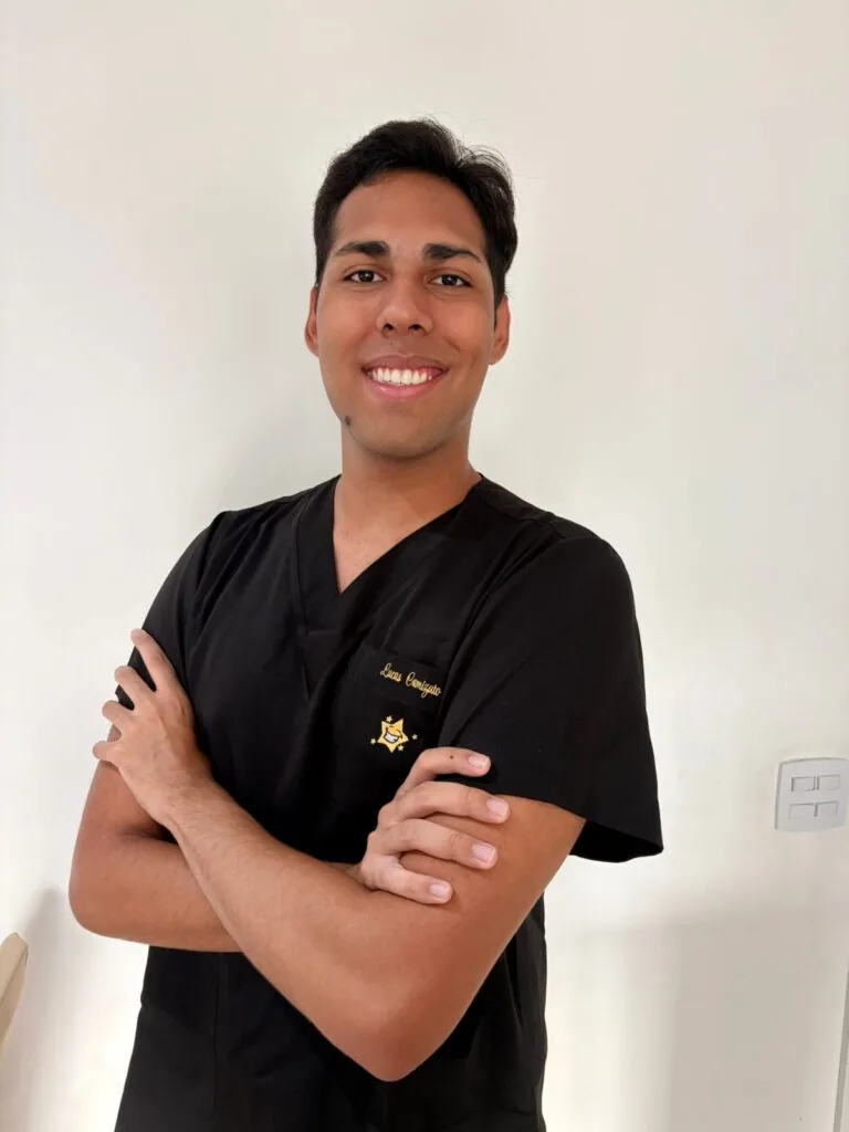 Dr. Lucas Camizato